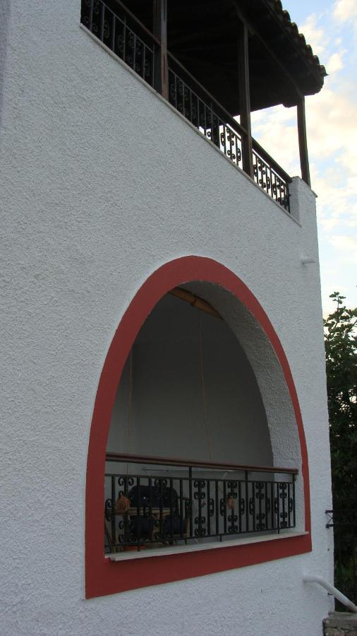 Captain George'S Apartments Patitiri  Luaran gambar