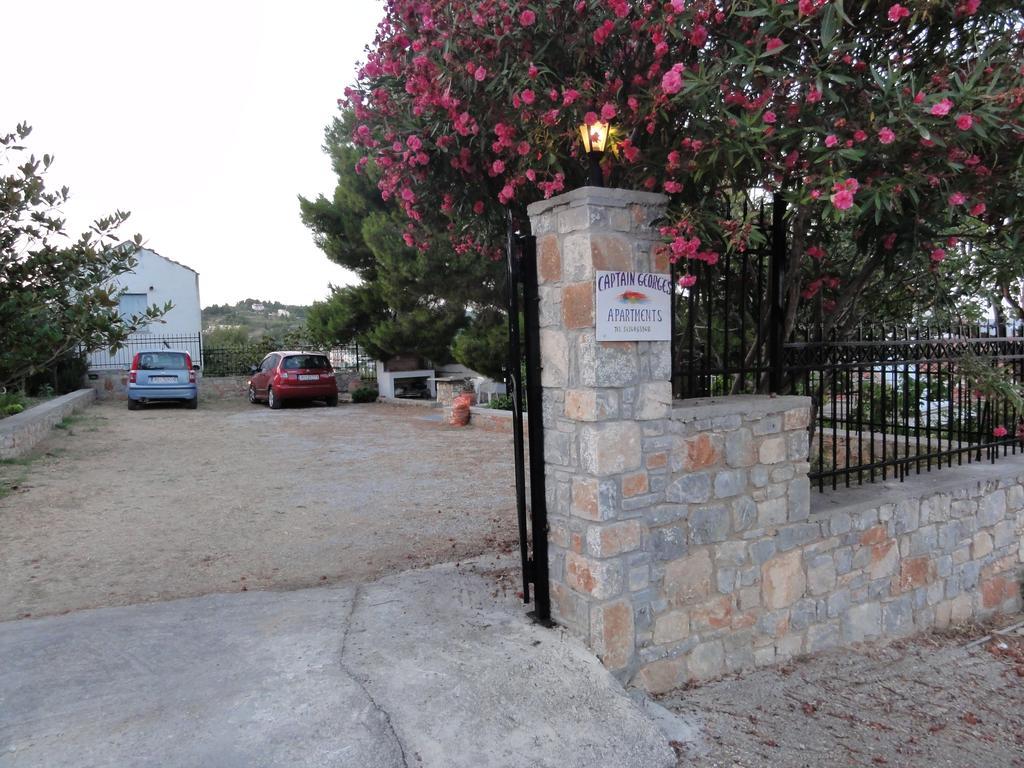 Captain George'S Apartments Patitiri  Luaran gambar